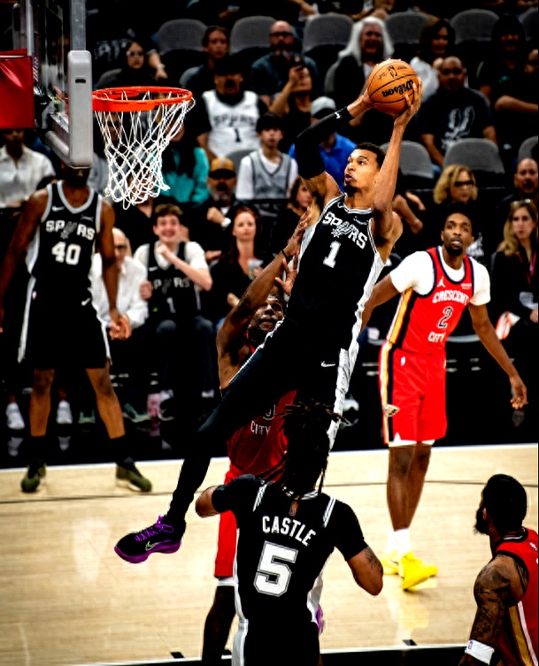 雷霆绝杀鹈鹕,福克斯关键制胜 雷霆绝杀鹈鹕,福克斯关键制胜